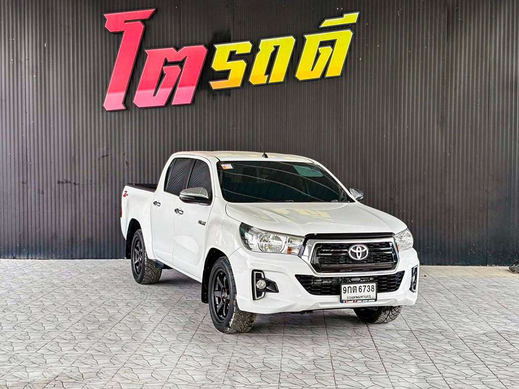 Toyota Revo สี่ประตูเตี้ย MT 2.4 J+ 2019 9กต 6738 กทม