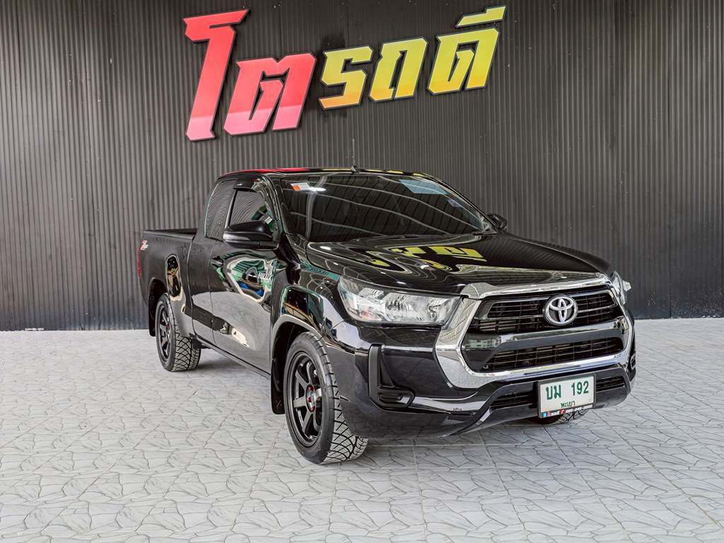 Toyota Revo แคปเตี้ย MT 2.4 Entry 2023 บม 192 พะเยา