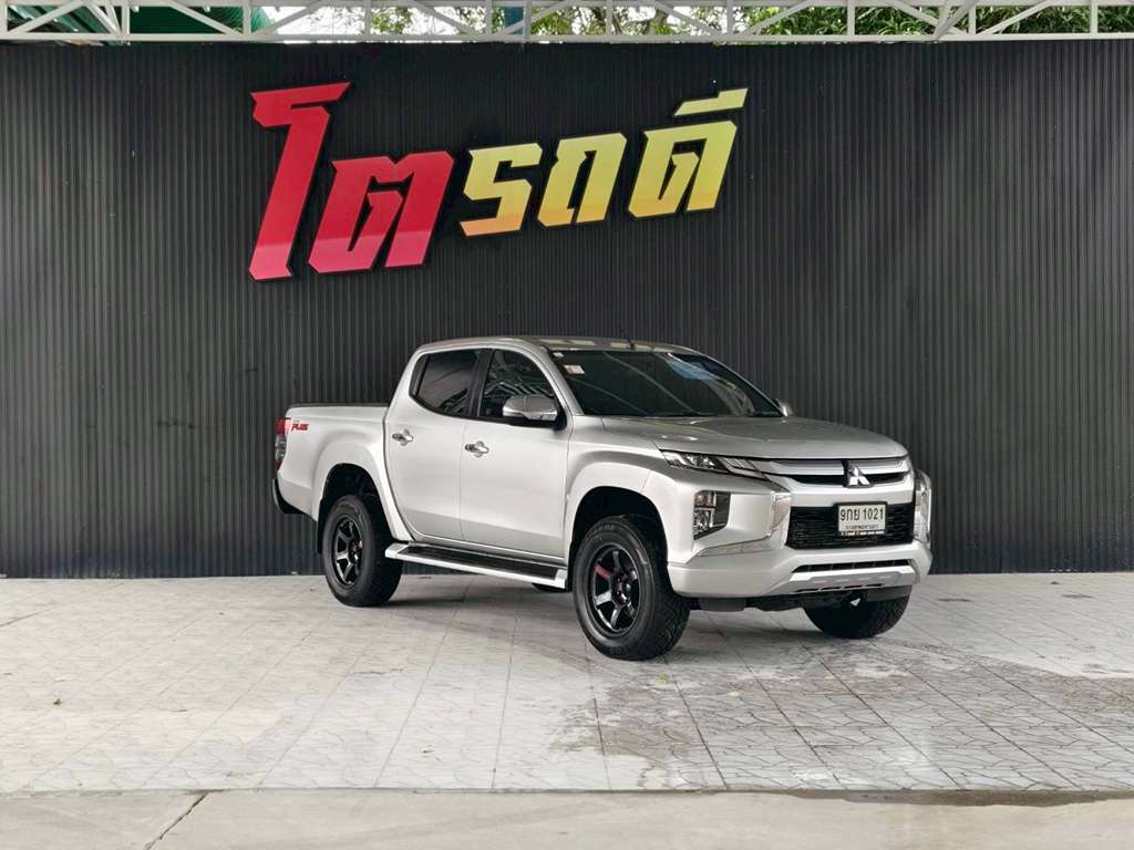 Mitsubishi Triton สี่ประตูสูง AT 2.4 GLS 2019 9กย 1021 กทม