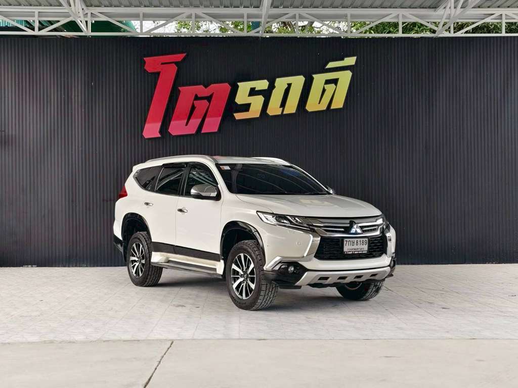Mitsubishi Pajero Sport AT 2.4 GT Premium 4WD 2018  7กษ 8189 กทม