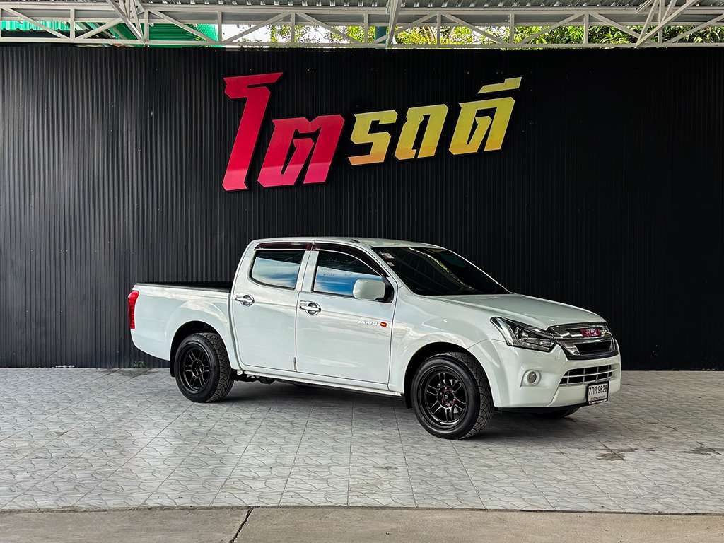 Isuzu Dmax สี่ประตูเตี้ย MT 1.9 2018 7กศ 9628 กทม