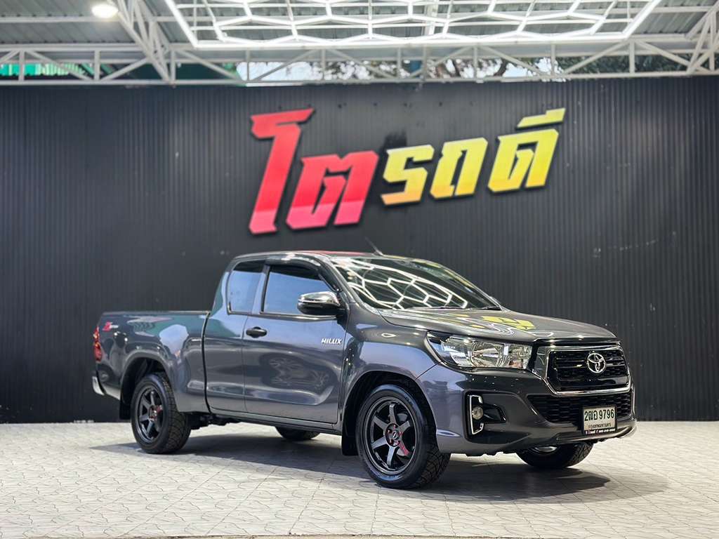 Toyota Revo แคปเตี้ย MT 2.4 J+ 2019 2ฒอ 9796