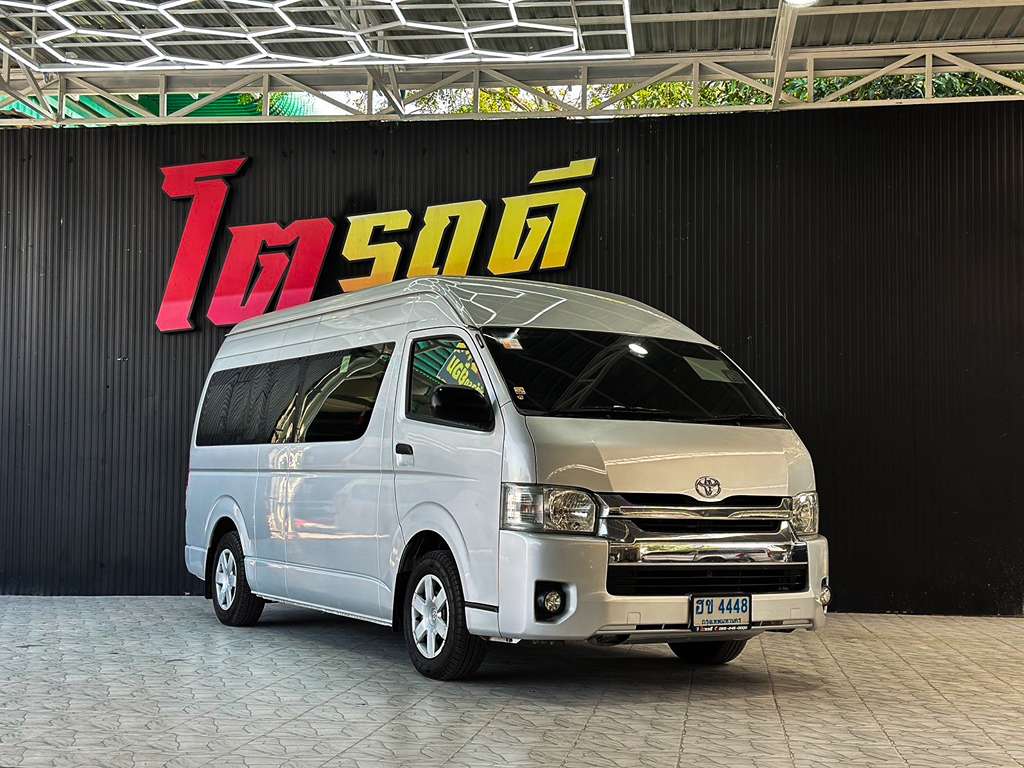 Toyota Commuter MT 3.0 2018 ฮข 4448