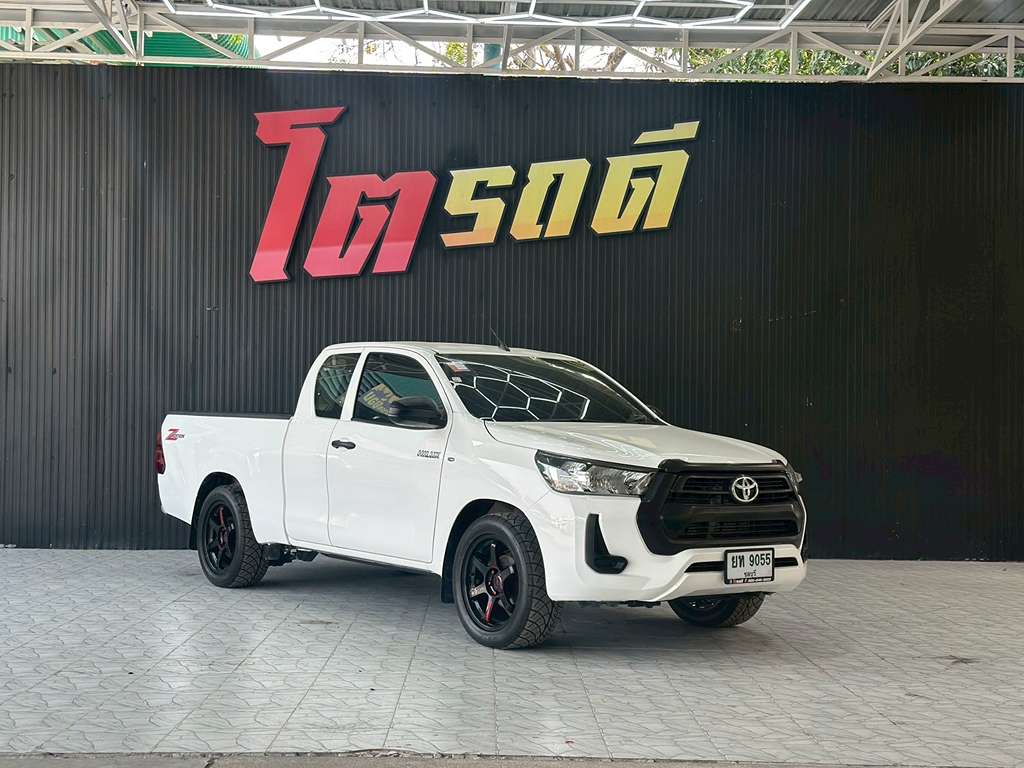 Toyota REVO CAB เตี้ย MT 2.4 Entry**ไมล์ไม่แท้ 2020 ทะเบียน ยท 9055