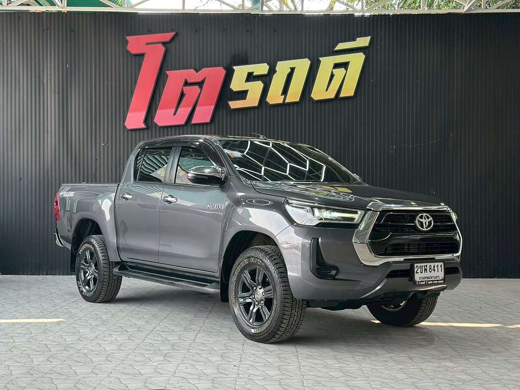 Toyota REVO Double Cab MID AT 2.4 2022 ทะเบียน 2ขฬ 8411