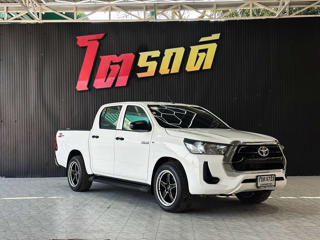 Toyota REVO Double Cab AT 2.4 MID 2020 ทะเบียน 1ขด 9723