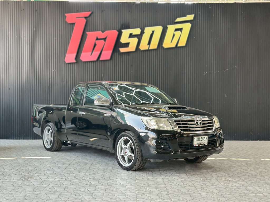 Toyota VIGO CAB เตี้ย MT 2.5 2013 1ฒพ 2835