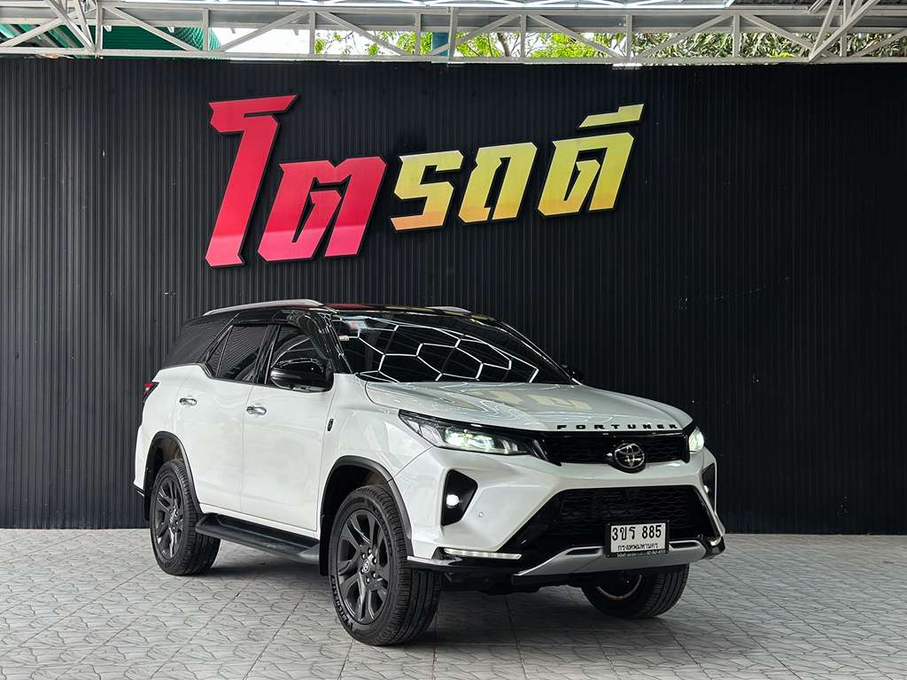 Toyota FORTUNER AT 2.8 LEGENDER 4WD 2022 3ขร885