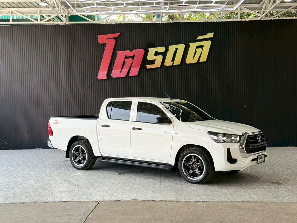 Toyota REVO Double Cab MT 2.4 2020 ทะเบียน 1ขน 8652