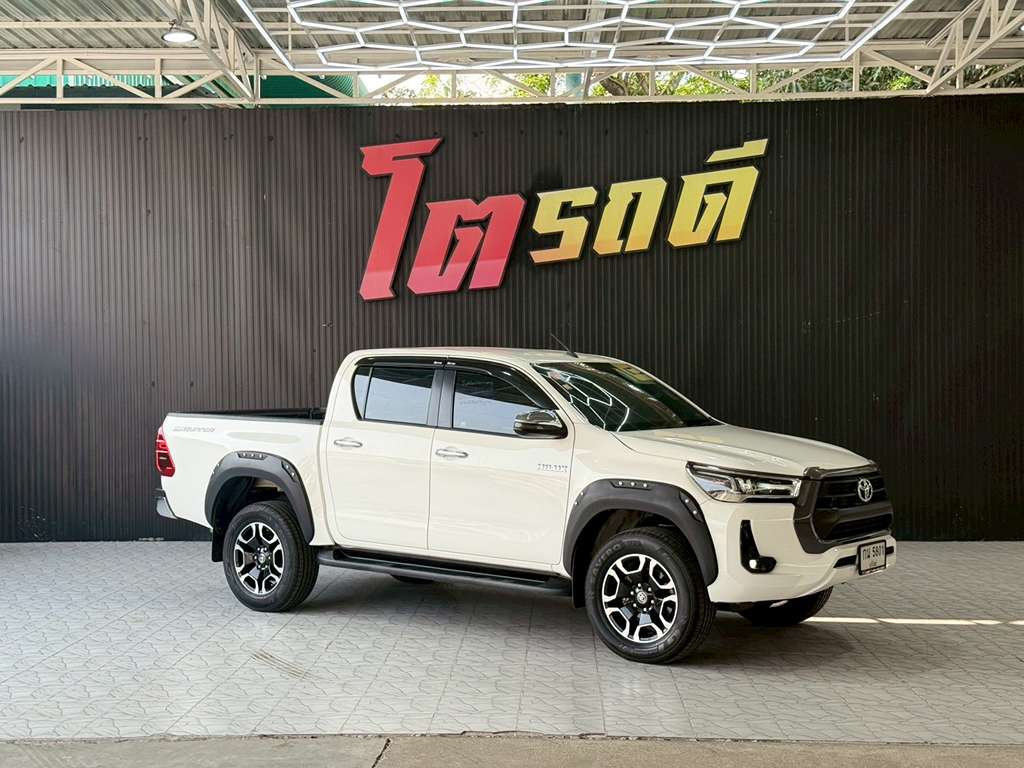 Toyota REVO  Double Cab สูง MT 2.4 Entry 2020 ทะเบียน กน 5801