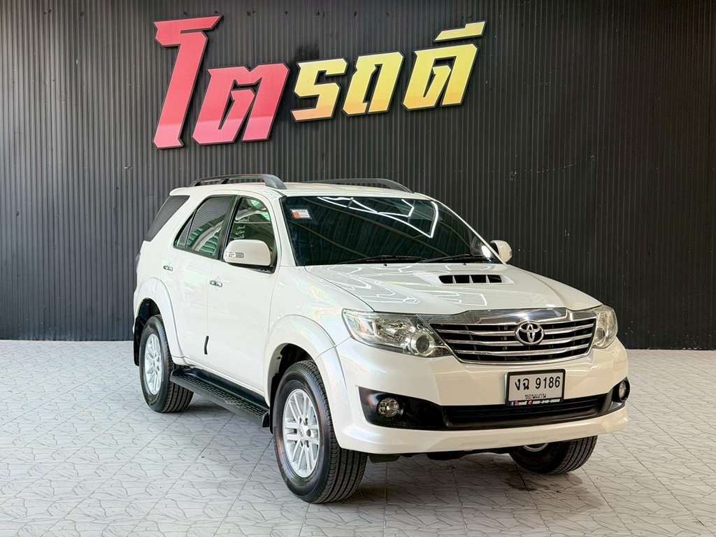 Toyota FORTUNER AT 3.0 V 2012 งฉ 9186