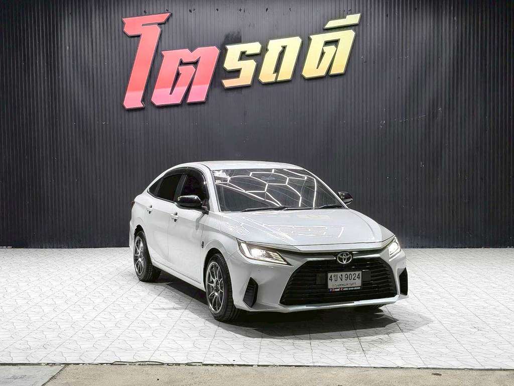 Toyota YARIS ATIV AT 1.2 2022 ทะเบียน 4ขง 9024