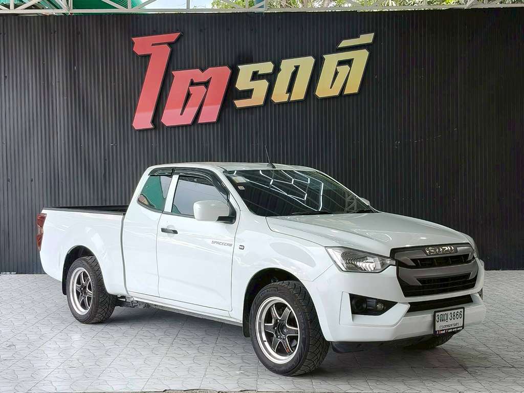 Isuzu D MAX CAB เตี้ย AT 1.9 DDI S 2021  3ฒญ 3866