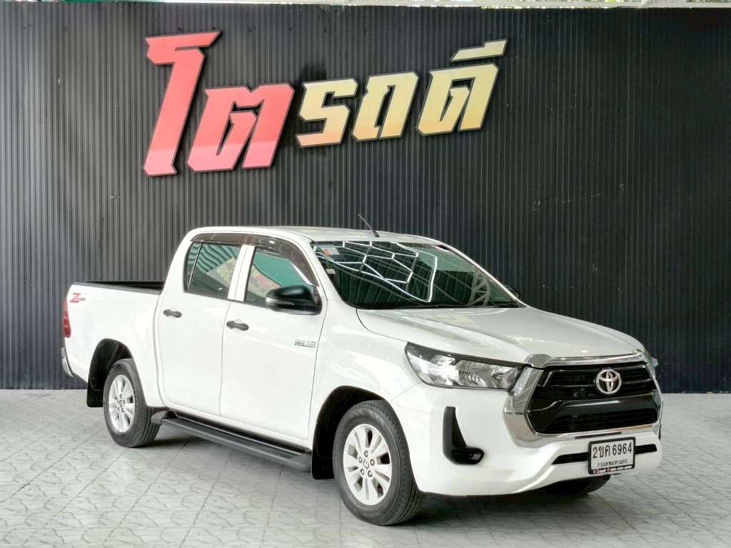 Toyota ไม่ใส่แม็ค REVO D4 เตี้ย AT 2.4 Entry 2021  2ขค 6964