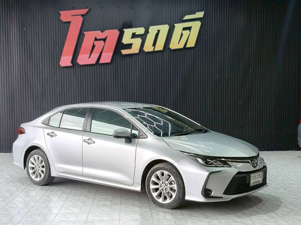 Toyota ALTIS AT 1.6 G 2020 ทะเบียนรถ : 1ขฐ 3352