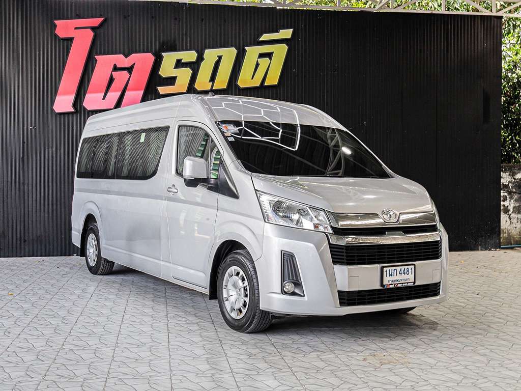 Toyota COMMUTER MT 2.8 2020  1นก 4481