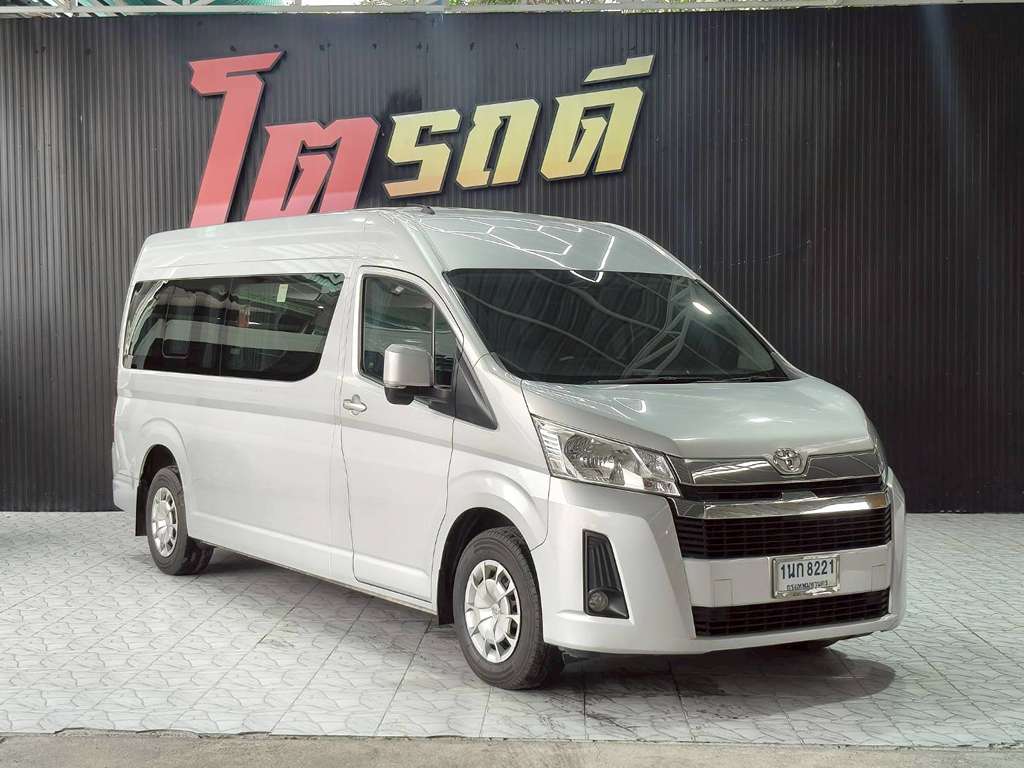 Toyota COMMUTER AT 2.8 2020  ทะเบียนรถ : 1นก 8221