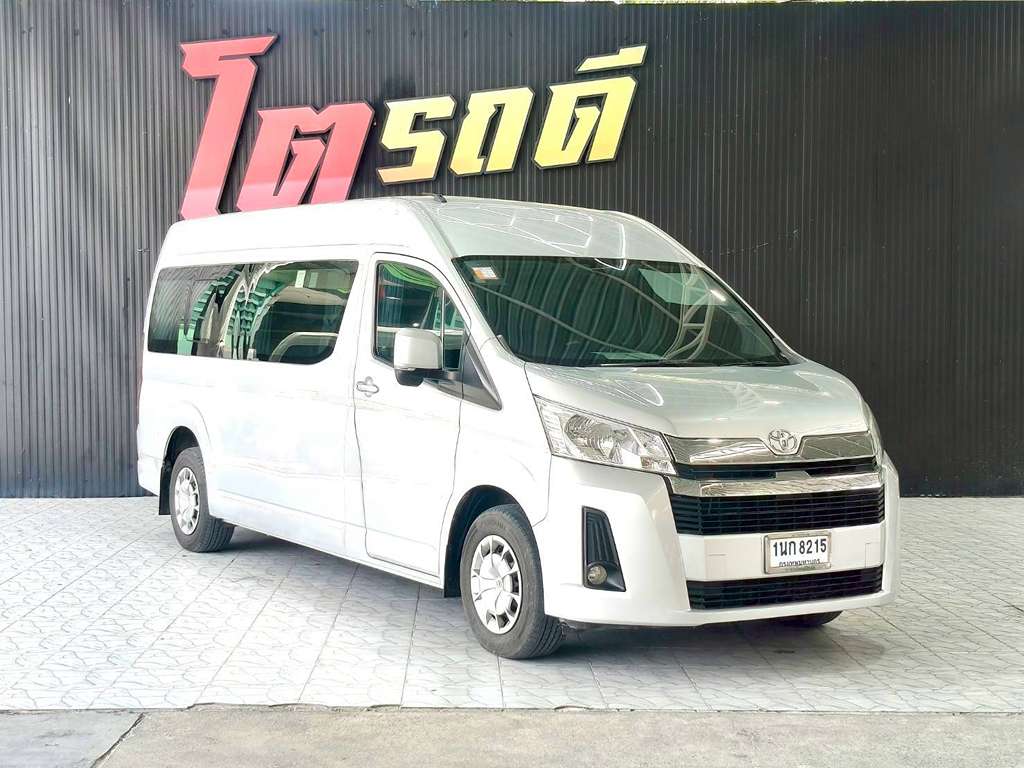 Toyota COMMUTER AT 2.8 2020 ทะเบียนรถ : 1นก 8215