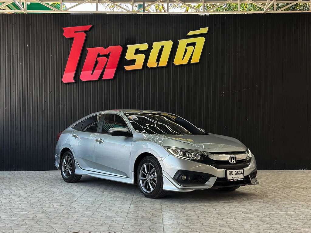 Honda Civic AT 1.8 2018 ทะเบียนรถ : ขน 3634