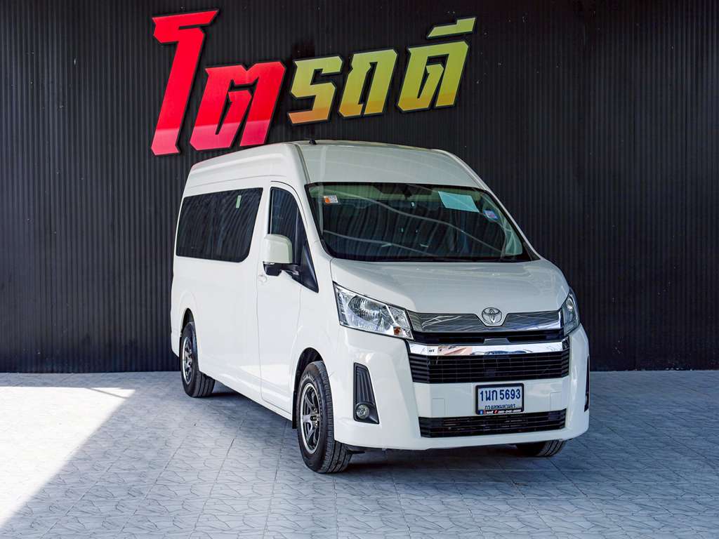 Toyota Commuter AT 2.8 2020 1นก 5693 กทม