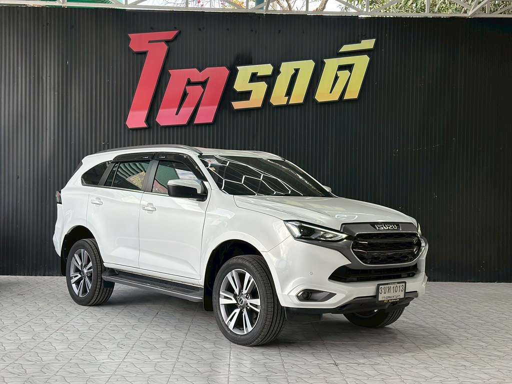 Isuzu MU-X AT 3.0 ULTIMATE 4WD 2023 3ขห 1013
