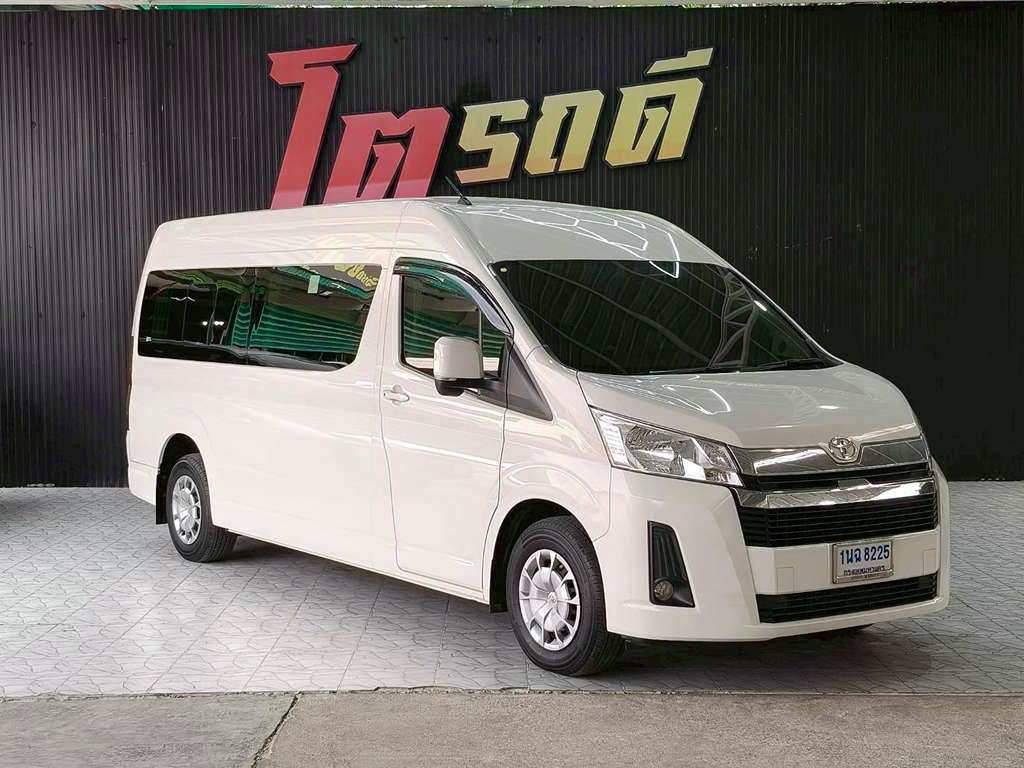 Toyota Commuter AT VIP 2.8 2024 ทะเบียน 1นค 8225 (VIP เต็มเบาะไฟฟ้า)