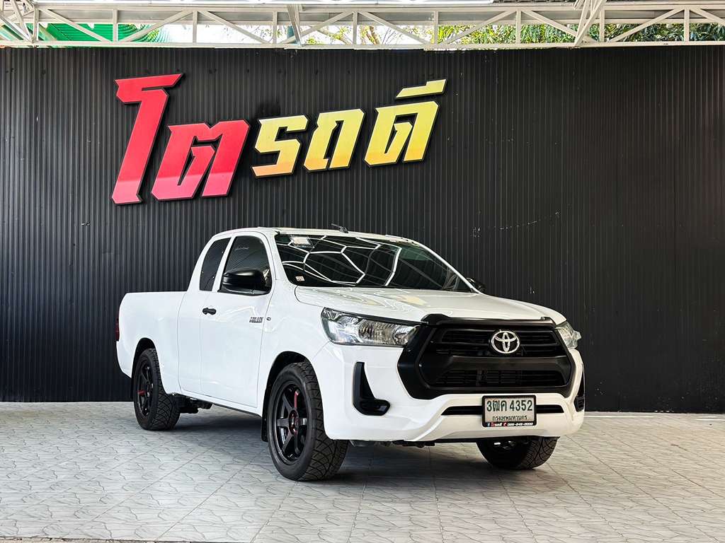Toyota Revo แคปเตี้ย AT 2.4 MID**ไมล์ไม่แท้ 2020  3ฒค 4352