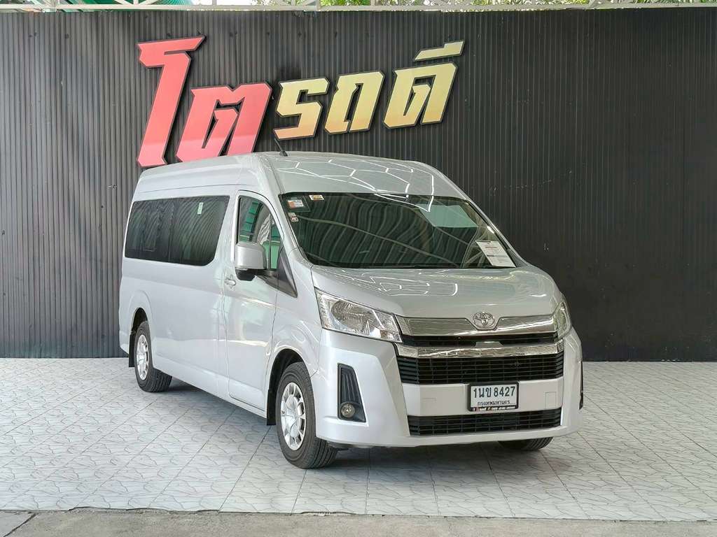 Toyota Commuter  VIP AIRMICROBUS 2.8 2021  ทะเบียนรถ : 1นข 8427