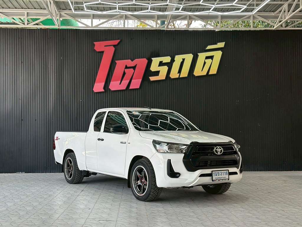 Toyota ไมล์ไม่แท้ REVO CAB เตี้ย MT 2.4 Entry 2020 1นข 3116