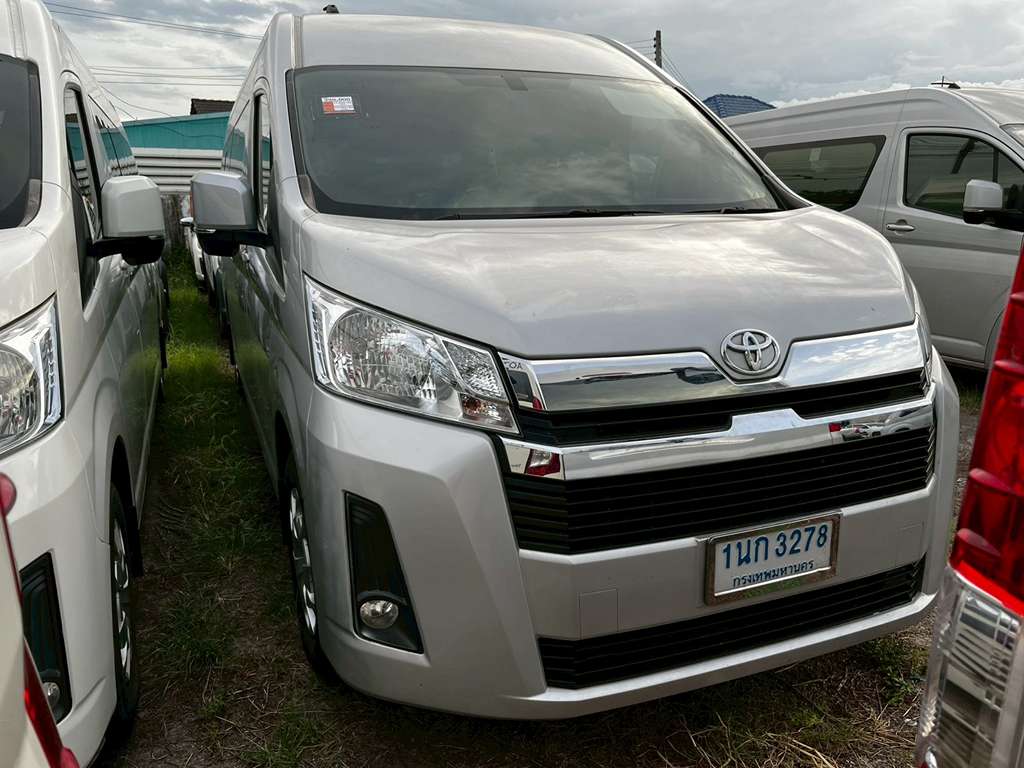 Toyota Commuter MT 2.8 2020 1นก 3278 กทม
