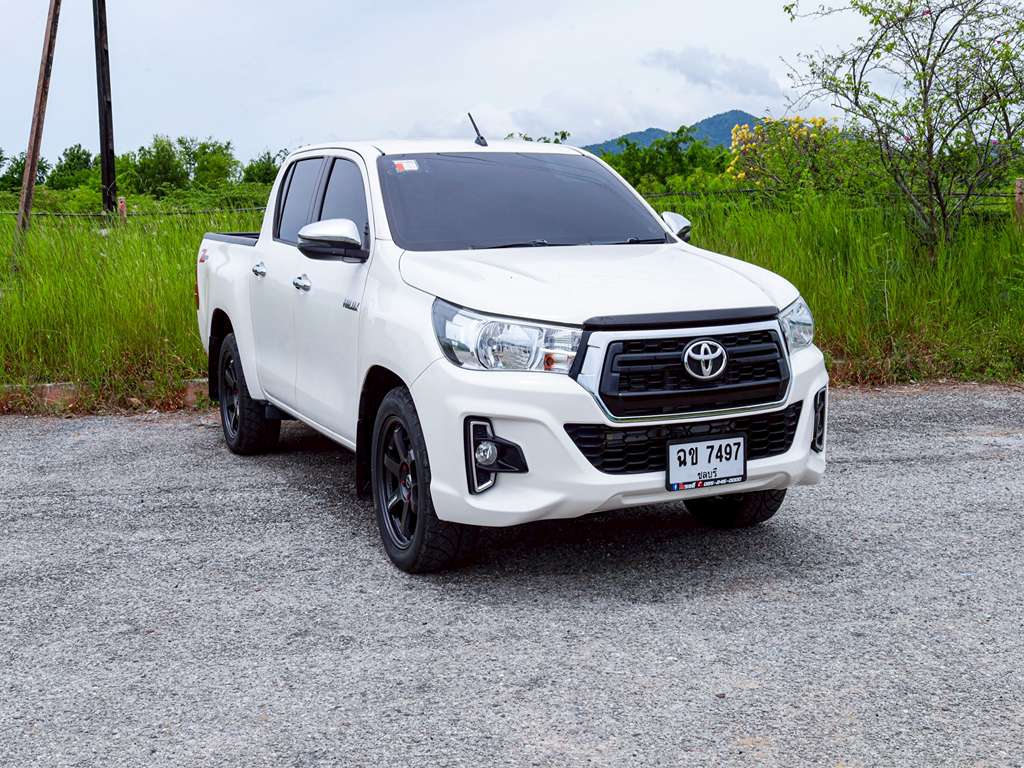 Toyota Revo สี่ประตูเตี้ย Zedition MT 2.4 J+ 2019 ฉข 7497