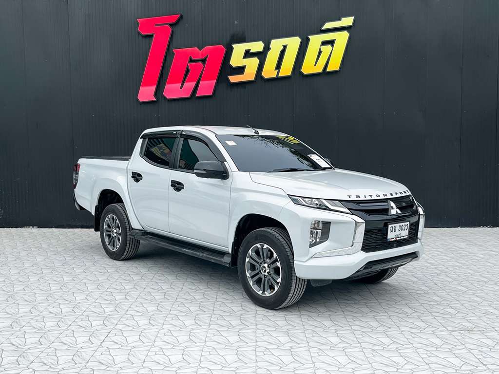 Mitsubishi Triton สี่ประตูสูง AT 2.4 GLS 2022 ฉข 3023