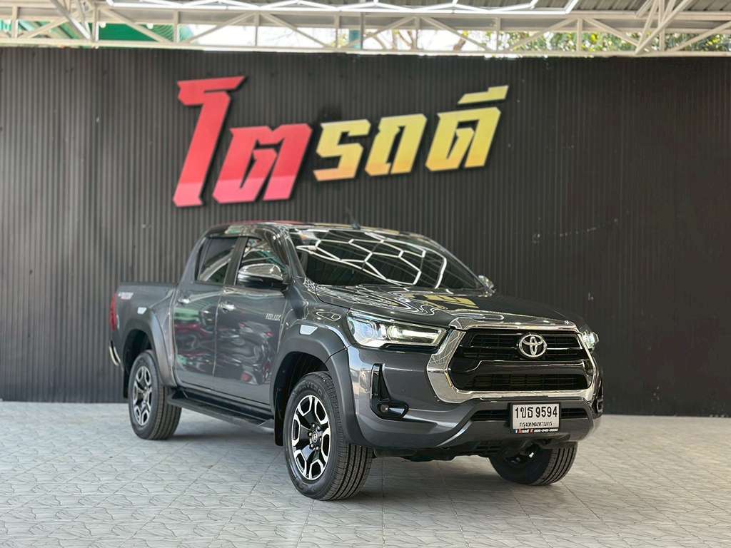 Toyota REVO D4 สูง MT 2.4 MID 2021  1ขธ 9594