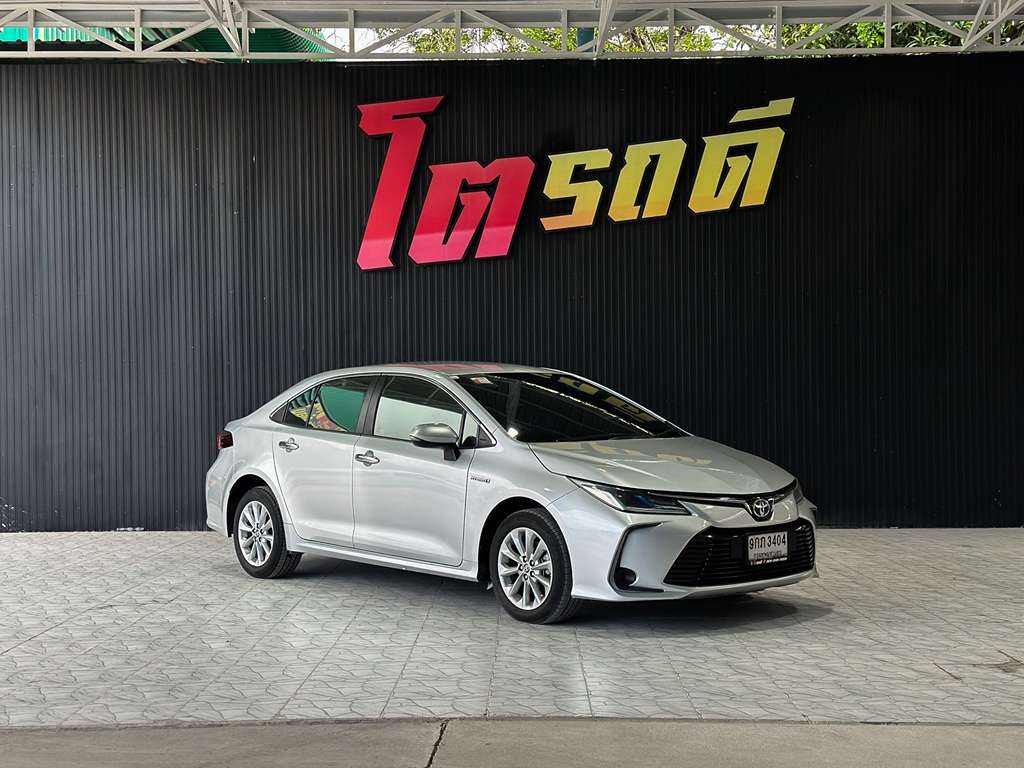 Toyota Altis AT 1.8 HV Mid 2019  9กภ 3404 กทม