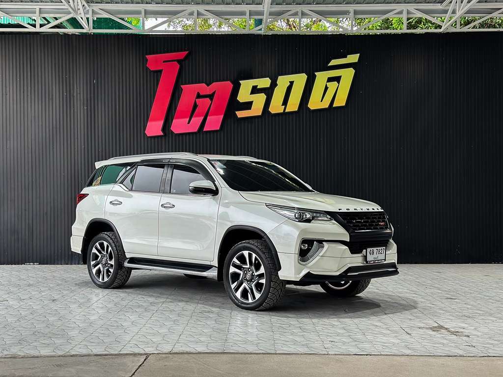 Toyota Fortuner AT 2.4 V 4WD 2019 งล 7827 ชลบุรี
