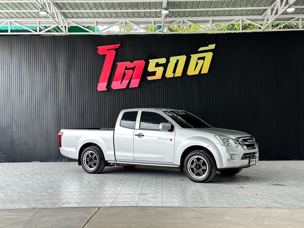Isuzu D-max แคปเตี้ย MT 1.9 Ddi S 2017 4ฒค 2518 กทม