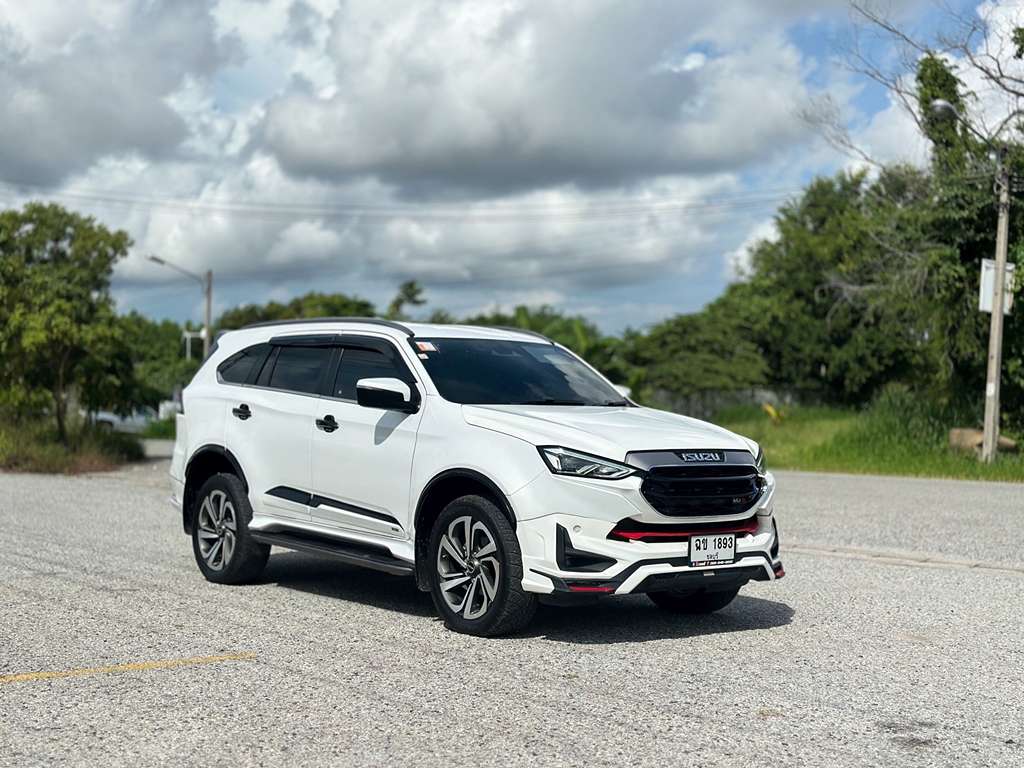 Isuzu MU-X AT 3.0 Ultimate 2021 ฉข 1893 ชลบุรี