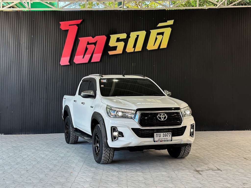 Toyota Revo สี่ประตูสูง AT 2.4 E 2019 กบ 3977 มหาสารคาม