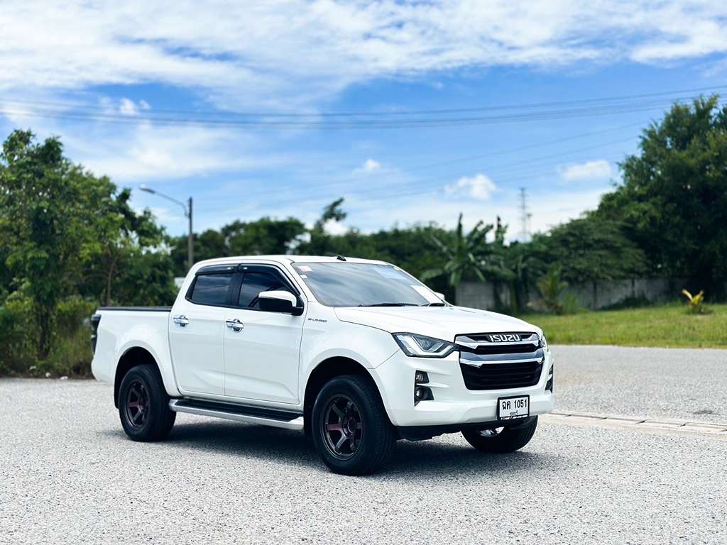 Isuzu DMax สี่ประตูสูง (MT) 1.9 Ddi L DA 2023 ฉค 1051 ชลบุรี