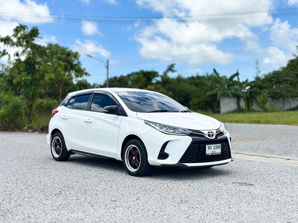 Toyota Yaris AT 1.2 Sport 2020 จก 2388 ชลบุรี