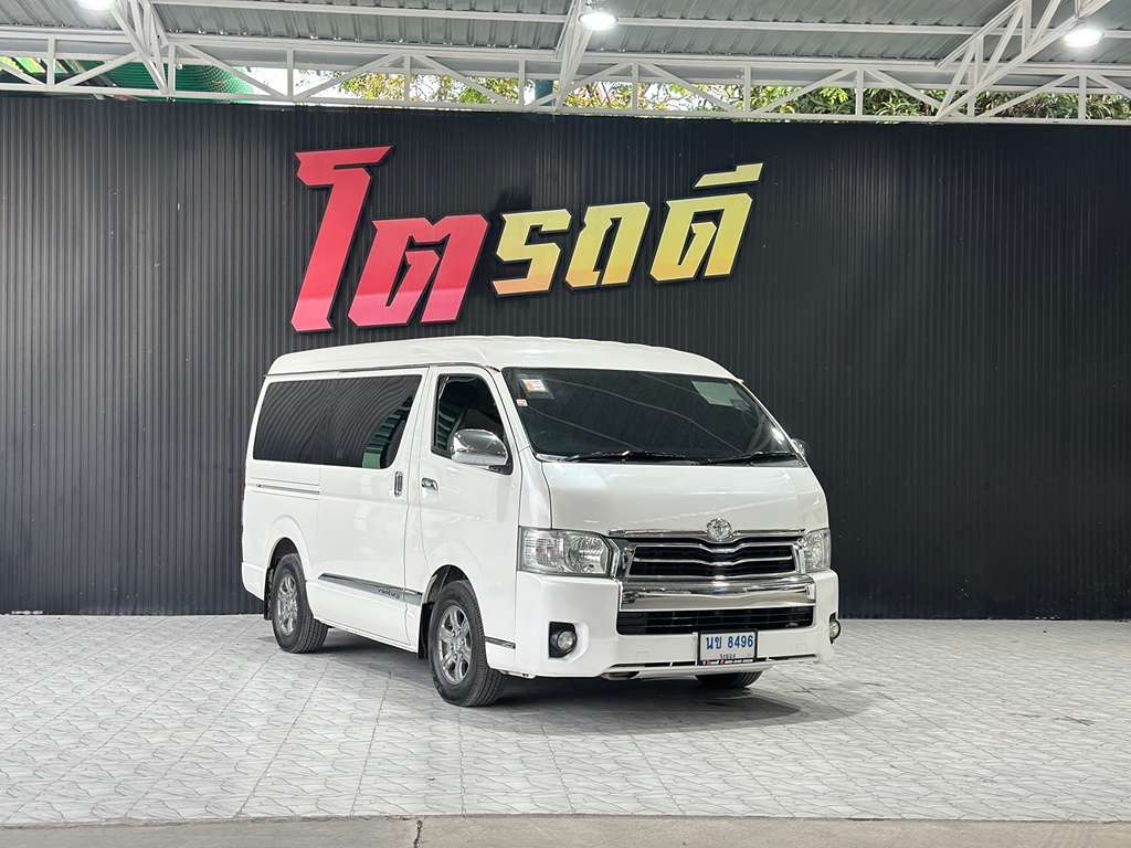 Toyota Hiace AT Ventury 2.7 G  2018 นข 8496 ระยอง