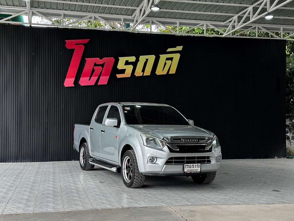 Isuzu D-max สี่ประตูเตี้ย MT 1.9 Ddi S 2018  7กอ 5110 กทม
