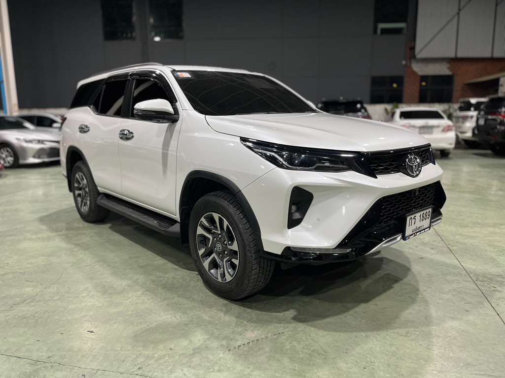 Toyota Fortuner AT 2.4 Leader 2023 กร 1889