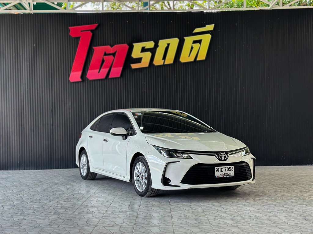Toyota Altis AT 1.6 G 2020  9กฮ 7058