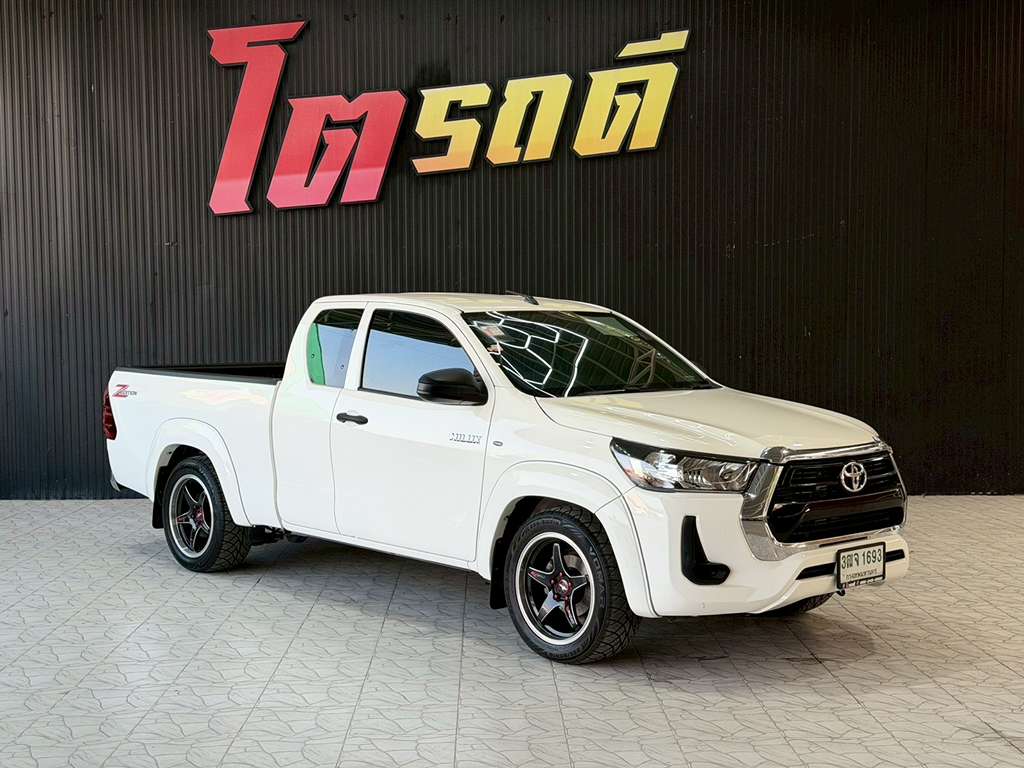 Toyota REVO CAB เตี้ย MT 2.4 Entry 2020  3ฒจ 1693