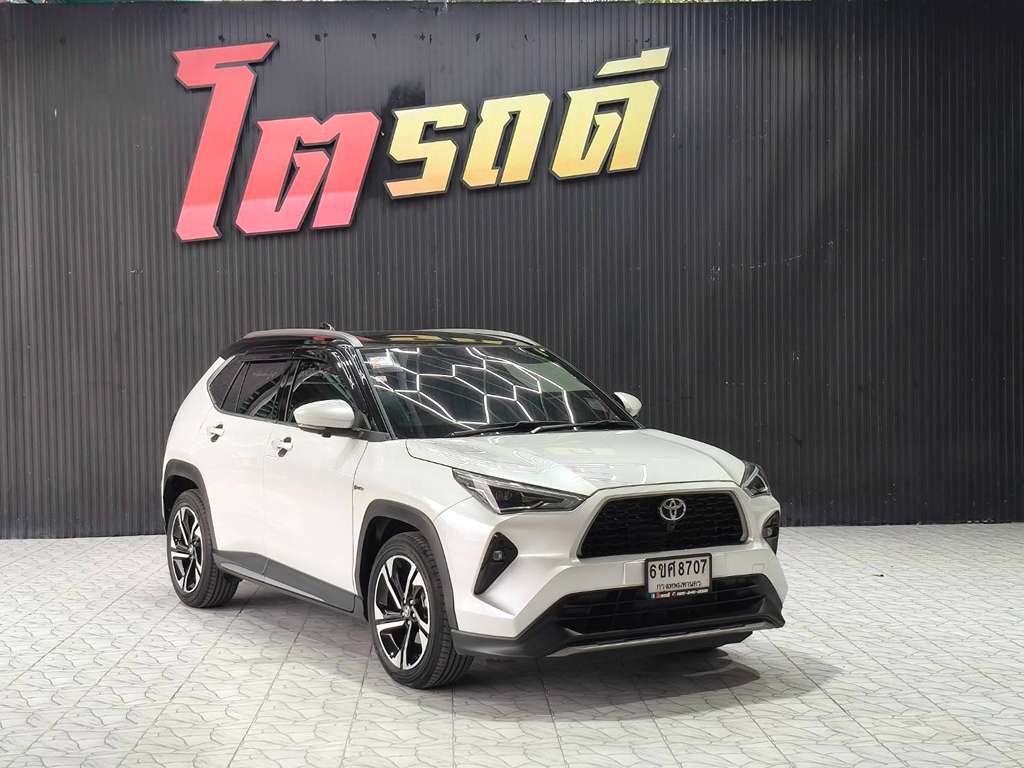 Toyota YARIS CROSS AT 1.5 HEV Priemium 2025 ทะเบียนรถ : 6ขศ 8707