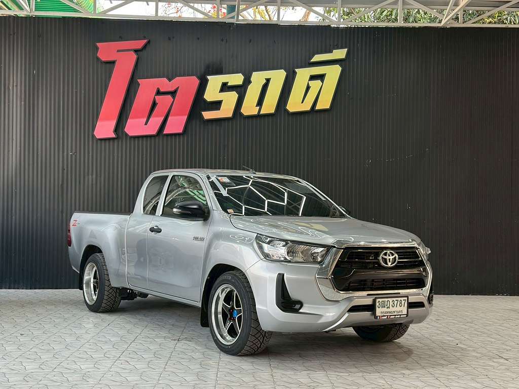 Toyota REVO CAB เตี้ย MT 2.4 Entry 2021 3ฒฎ 3787