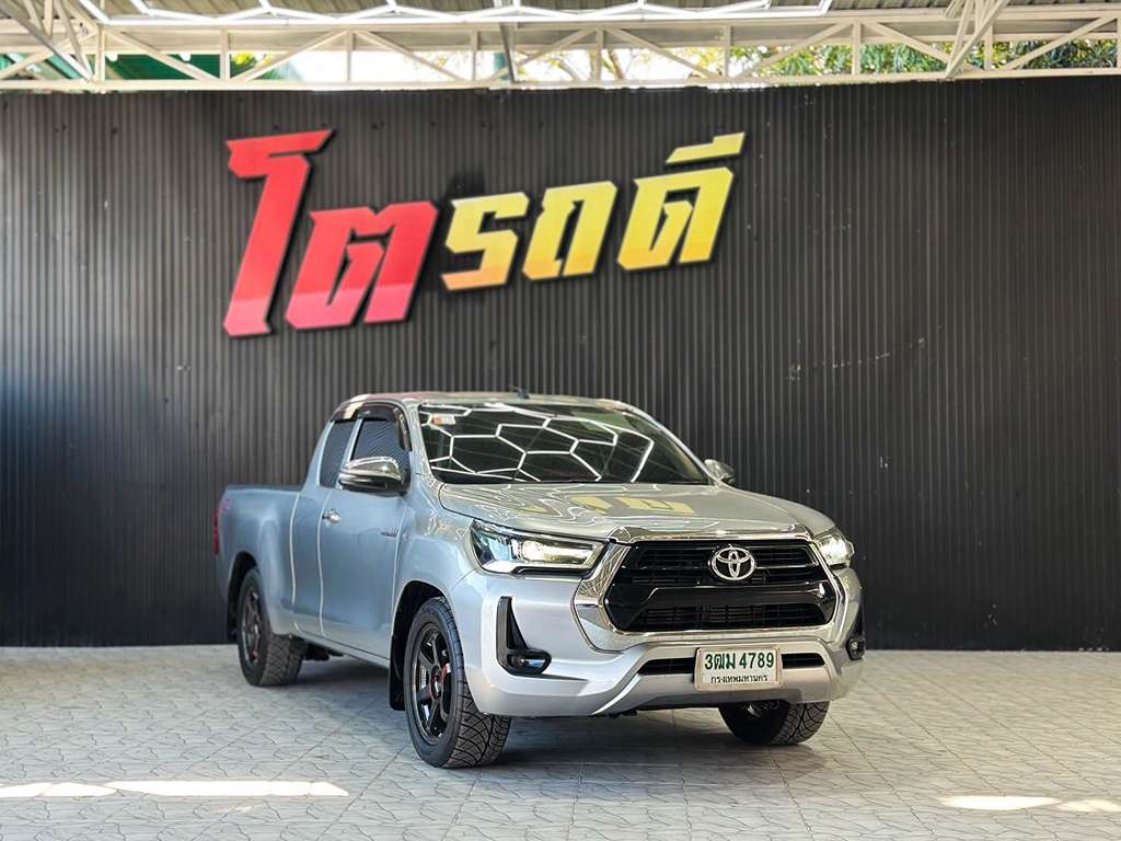 Toyota REVO CAB เตี้ย AT 2.4 MID 2022 3ฒม 4789