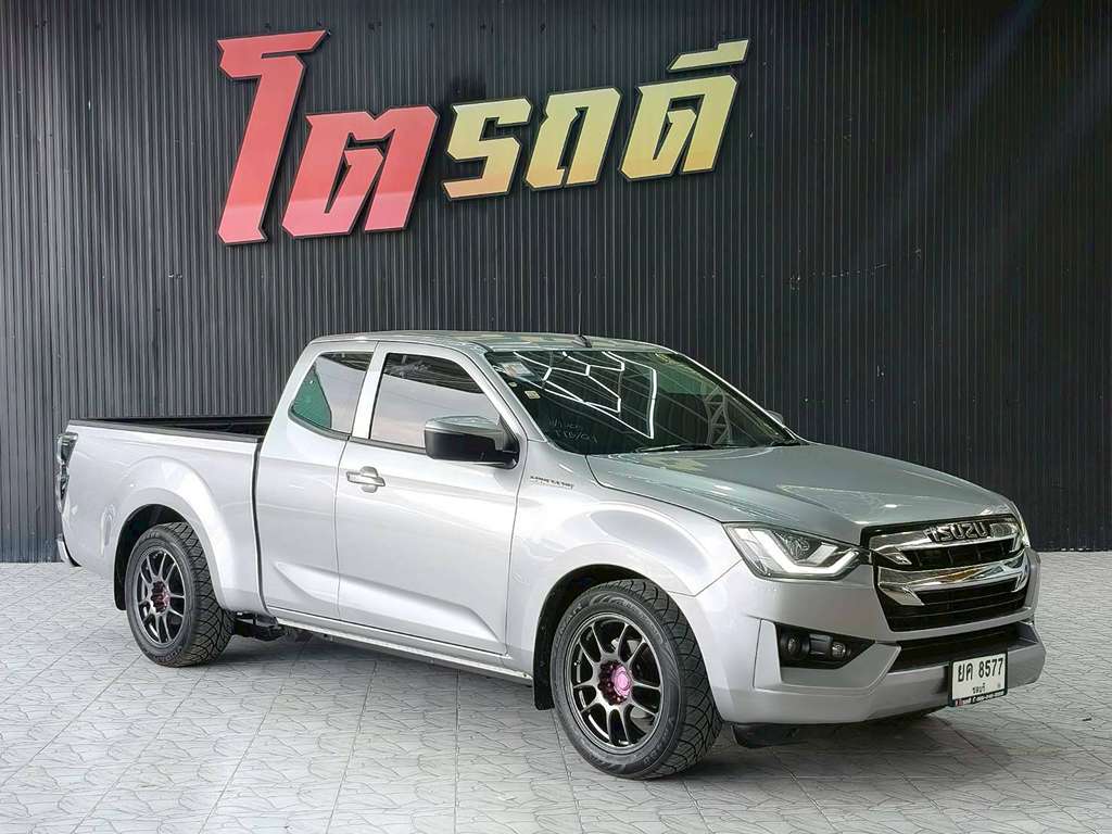 Isuzu D MAX CAB เตี้ย MT 1.9 DDI L 2020 ยค 8577