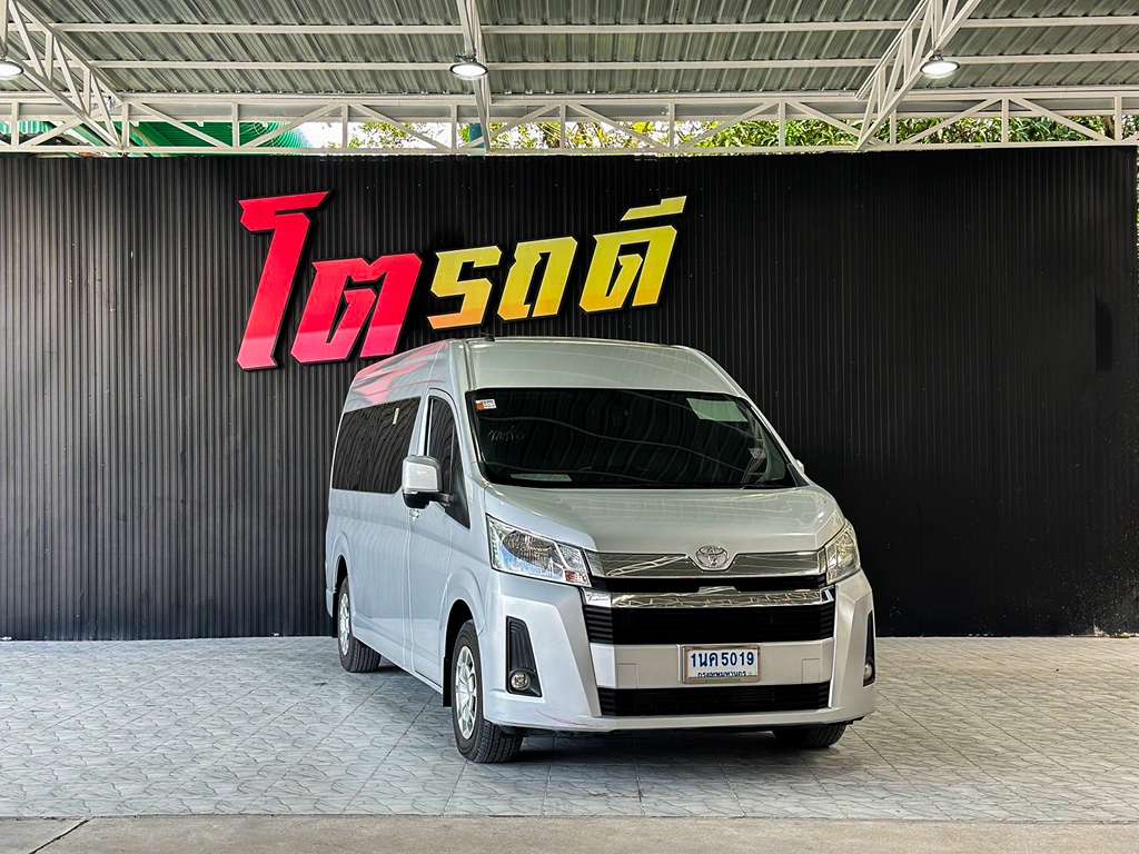 Toyota Commuter MT 2.8 2021 1นค 5019